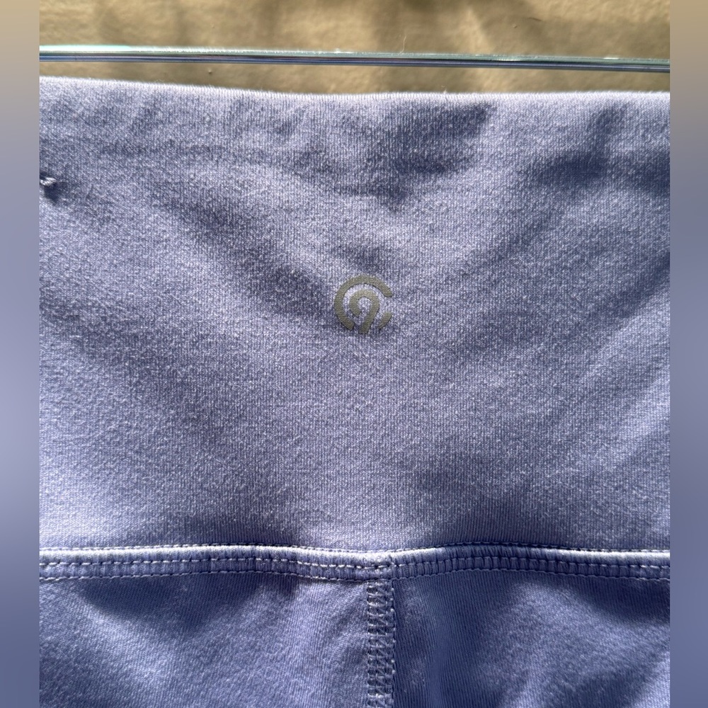 💜 Brand New Light Purple Leggings – Size M – Fun Mesh Detail! - Picture 3 of 3